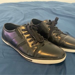 Kenneth Cole Black Sneakers